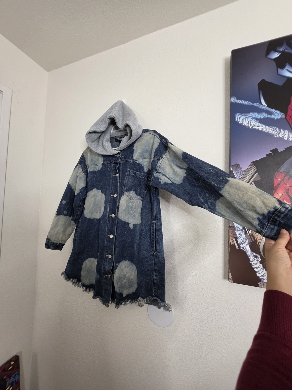 Thrill Jeans Womens Bleach Splatter Acid Wash Hooded Denim Jacket Size Large - Picture 10 of 16